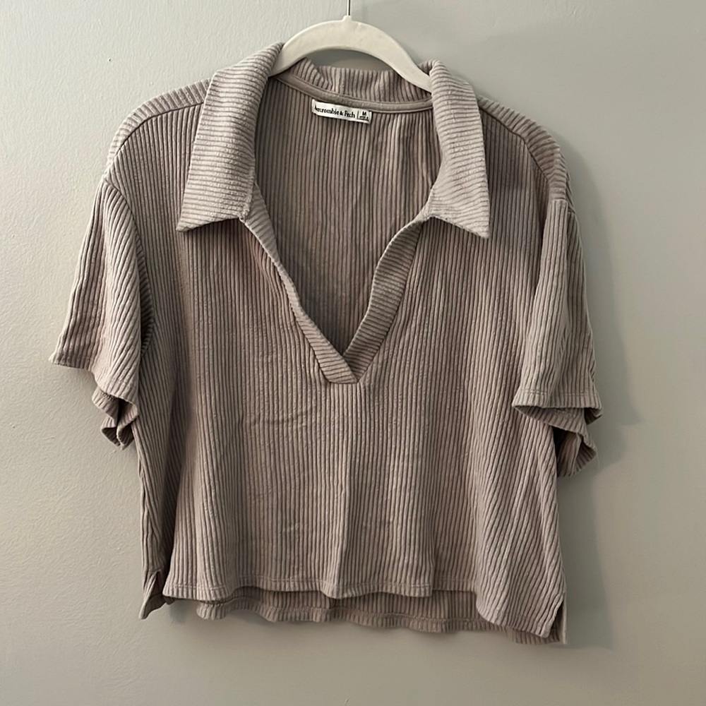 Cropped polo shirt